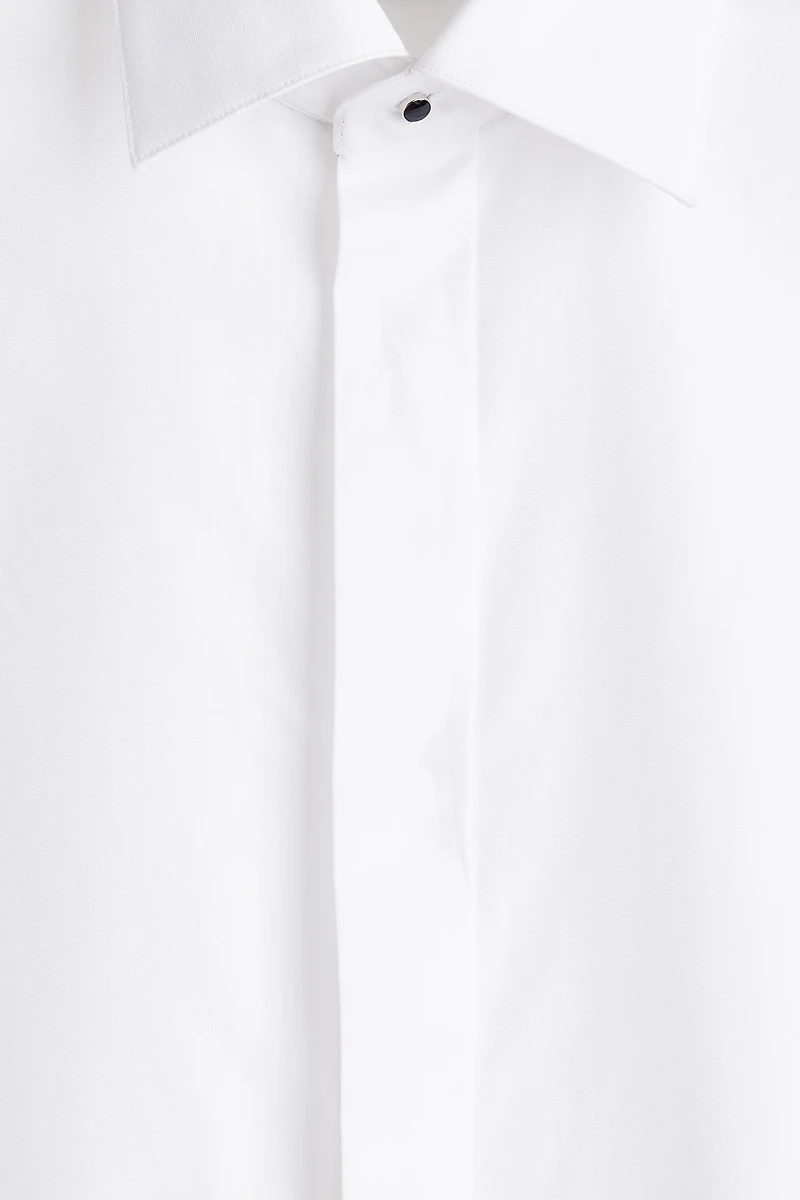 Chemise de d'habit près du corps