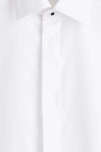 Chemise de d'habit près du corps