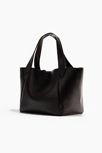 Sac porté à l'épaule