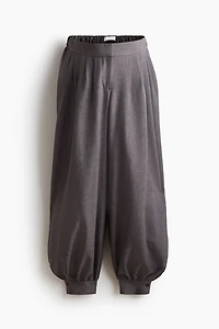 MAMA Pleated Balloon-Leg Pants