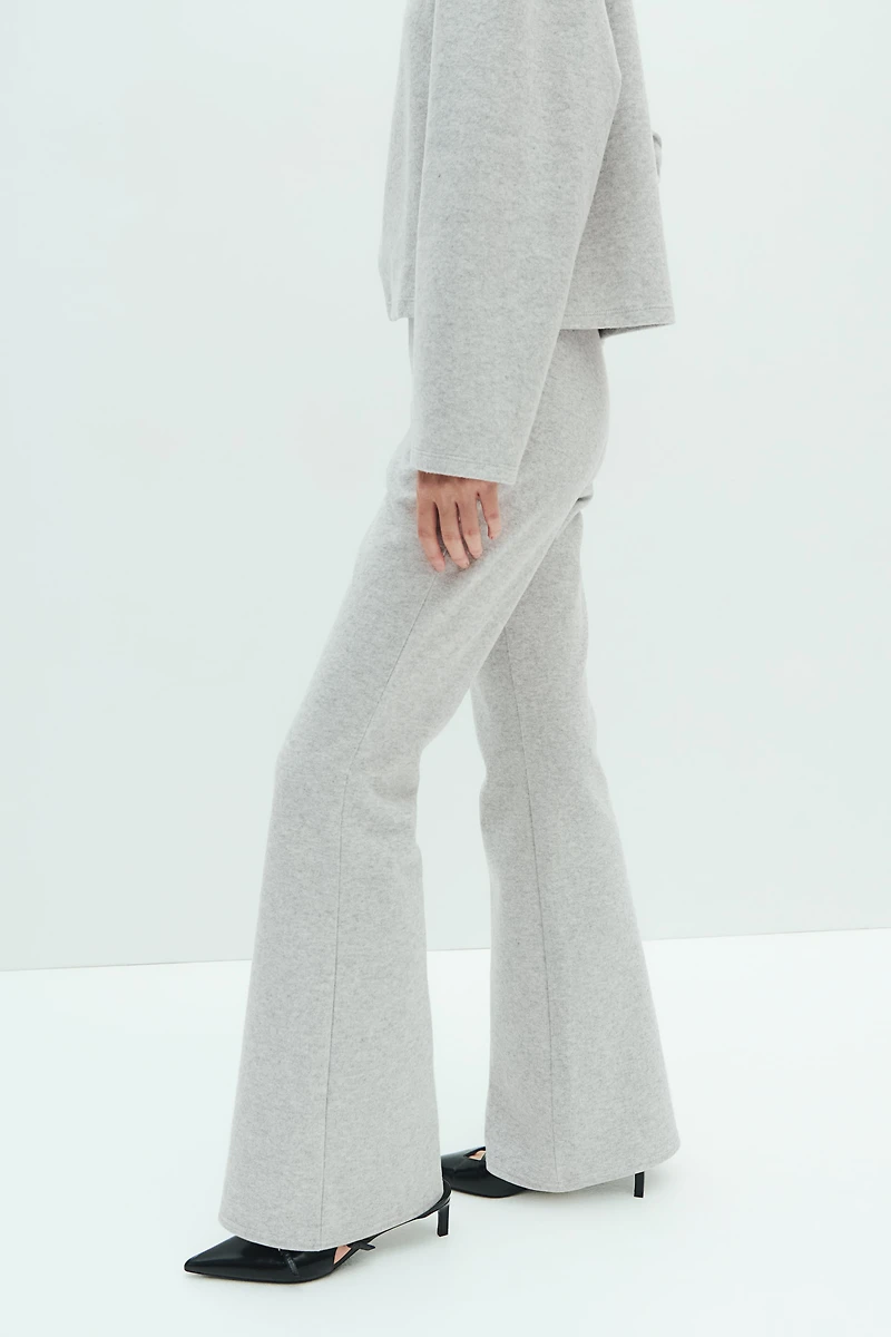 Flared Fine-Knit Leggings