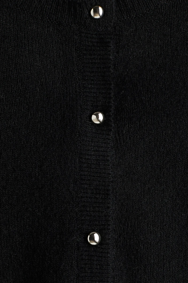 Short-Sleeved Fine-Knit Cardigan