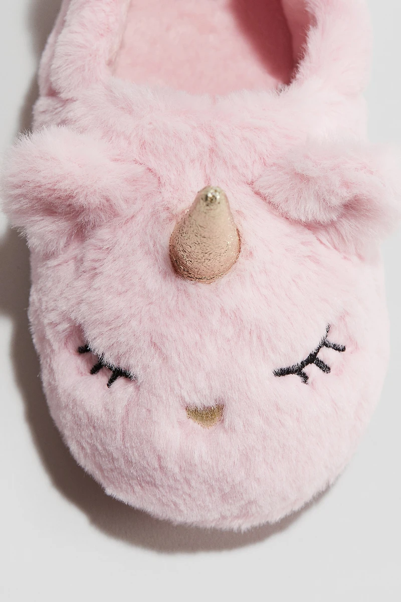 Chaussons souples avec appliqués