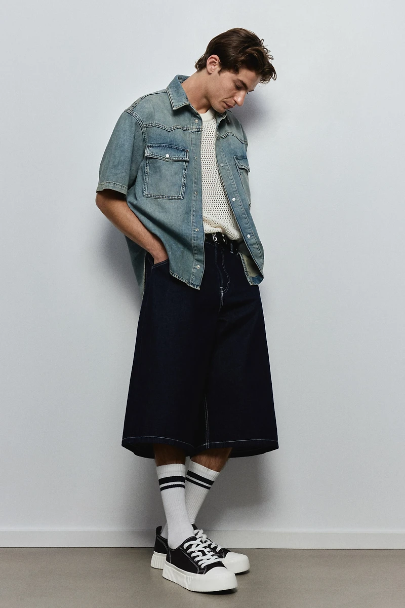 Loose-Fit Short-Sleeved Denim Shirt