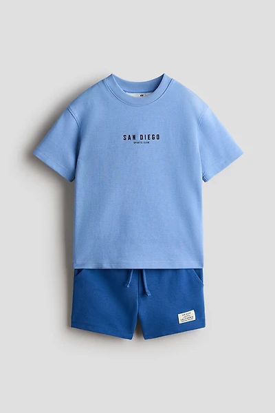 2-Piece T-Shirt and Sweatshorts Set