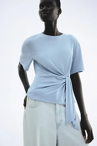 Tie-Detail Top