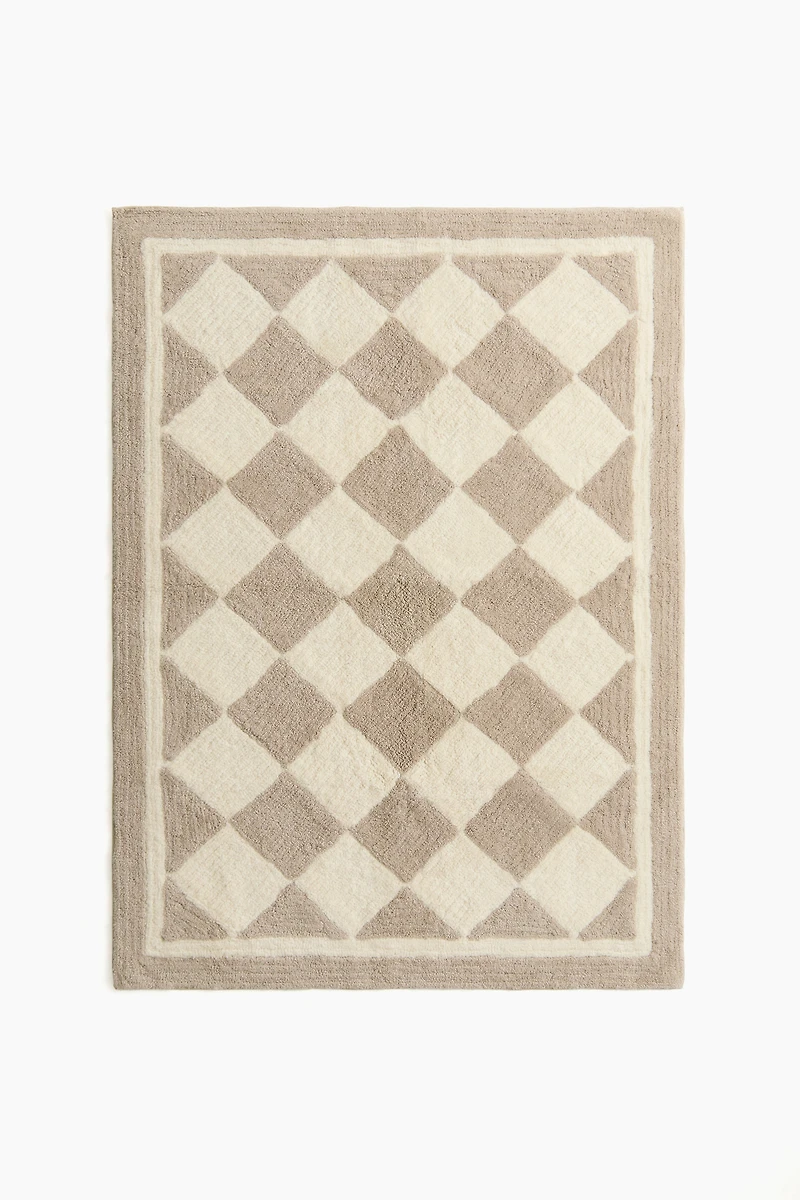 Diamond-Patterned Wool-Blend Rug