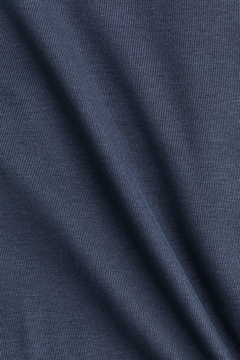 Haut en viscose à effet drapé