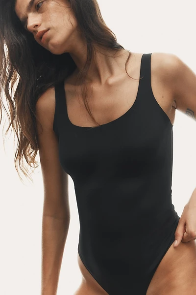 Seamless Light Shape Bodysuit