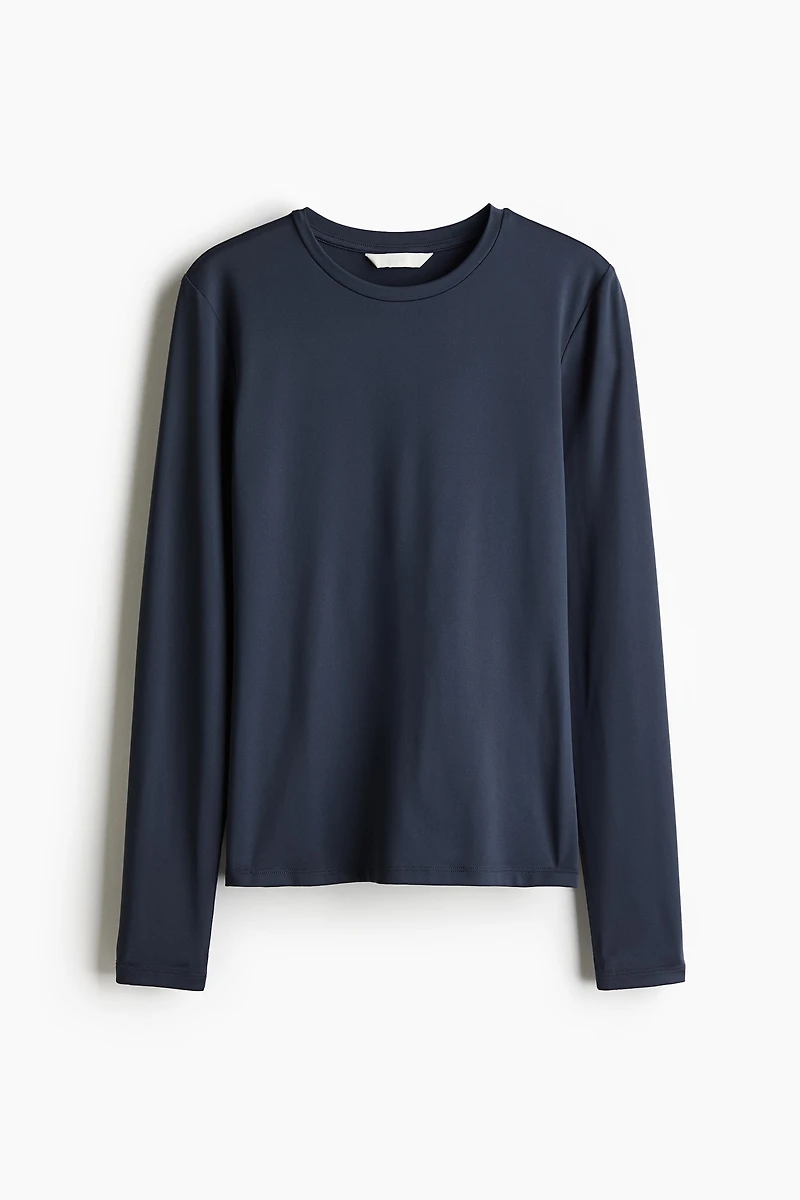 Long-sleeved Microfiber Top