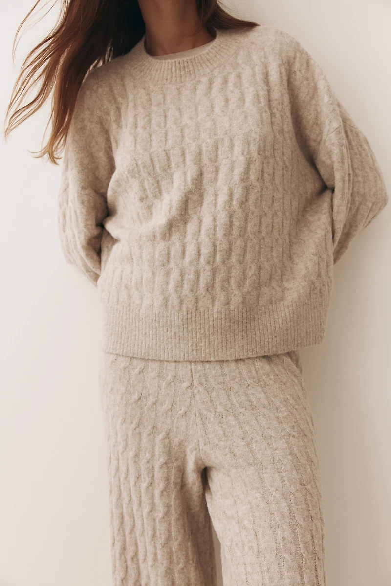 Chandail en tricot torsadé