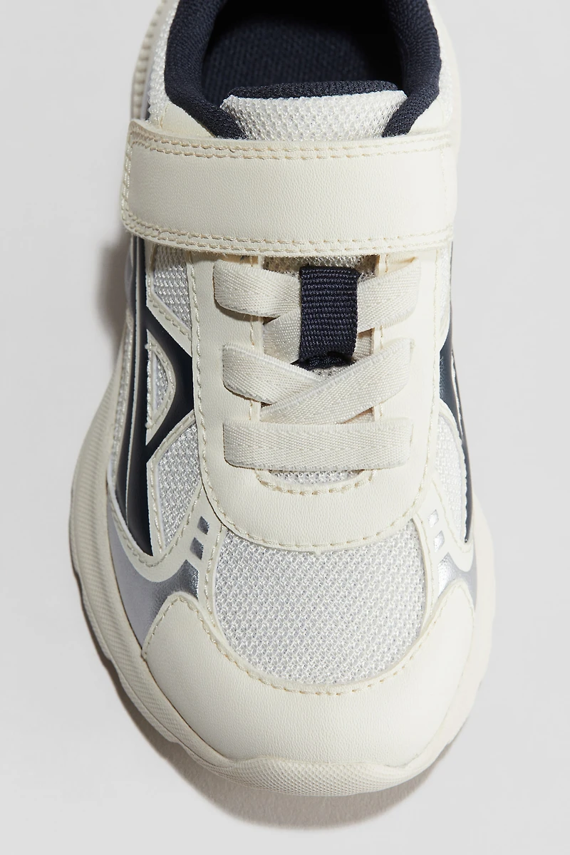 Lightweight-Sole Sneakers