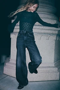 Wide-Leg Ultra High Jeans