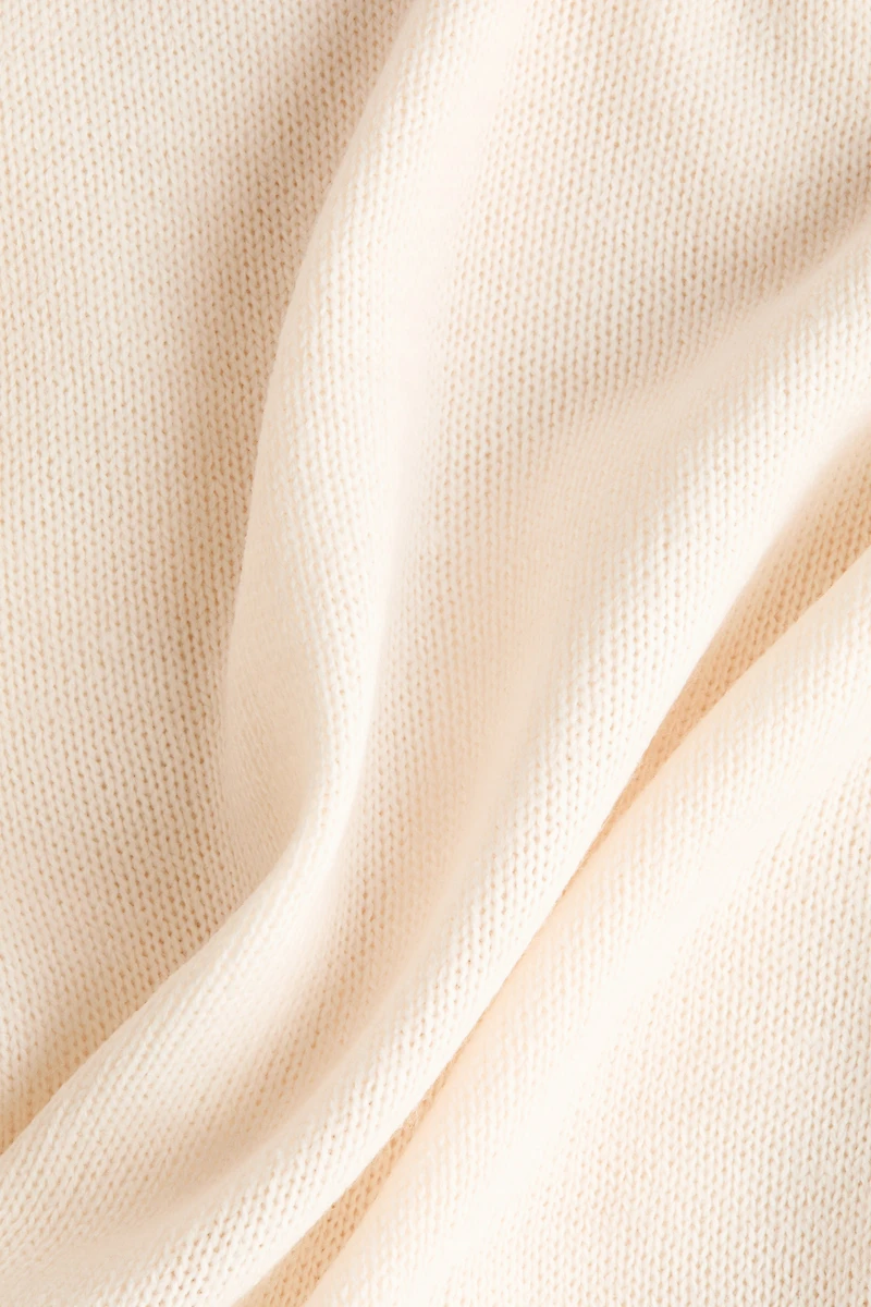 Chandail à épaules dénudées