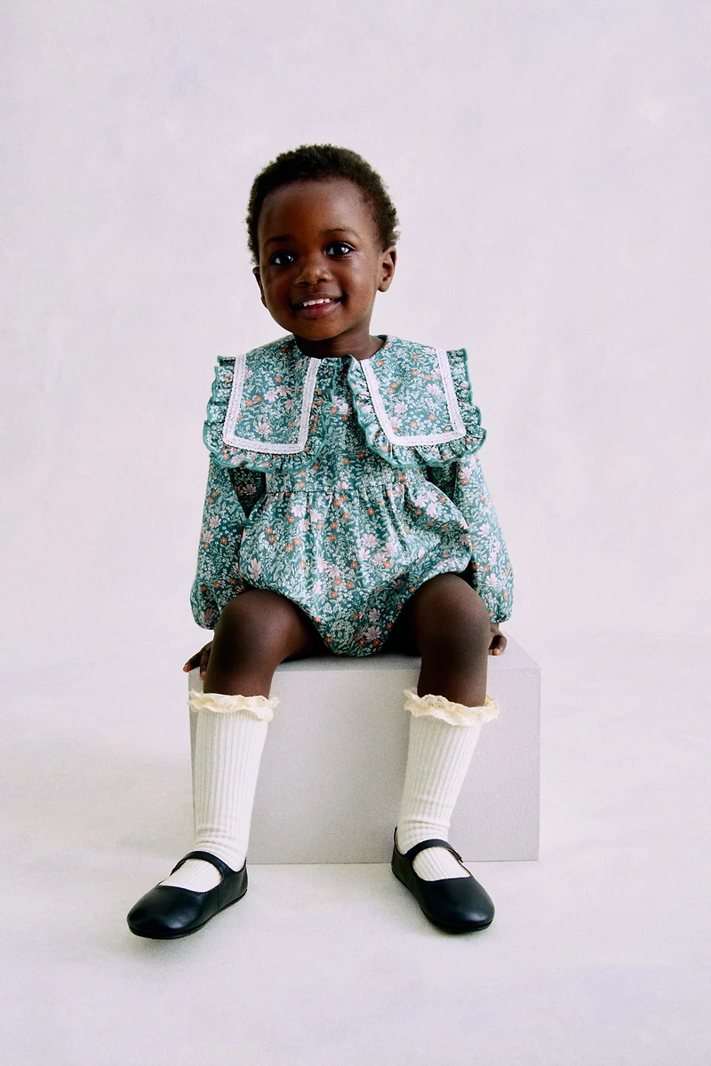 Crochet-Ruffle Socks
