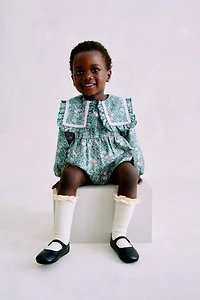 Crochet-Ruffle Socks