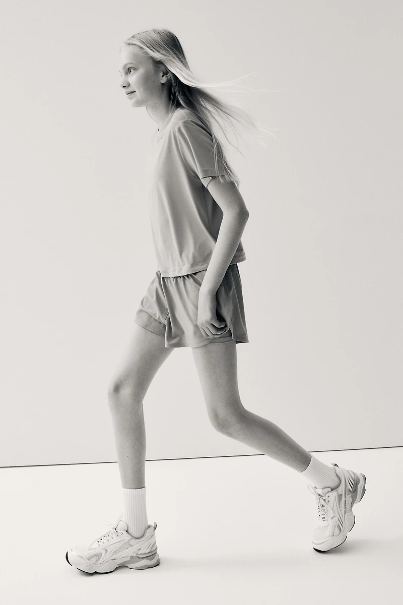 Loose-Fit Sports T-Shirt with SoftMove™