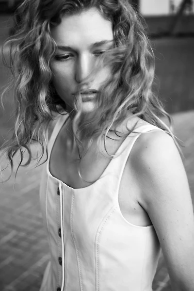 Chandail sans manches ajusté