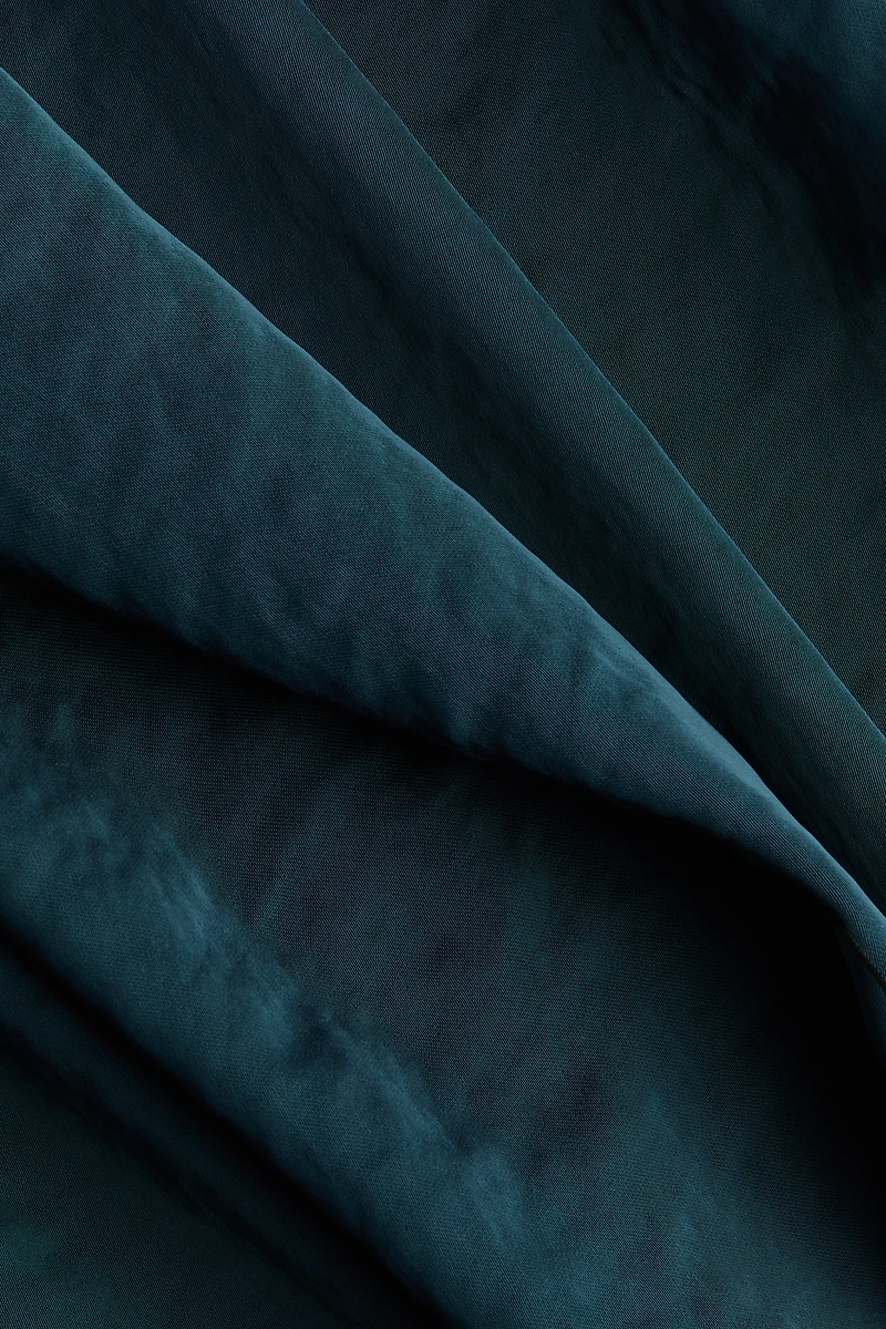 Robe à enfiler en satin