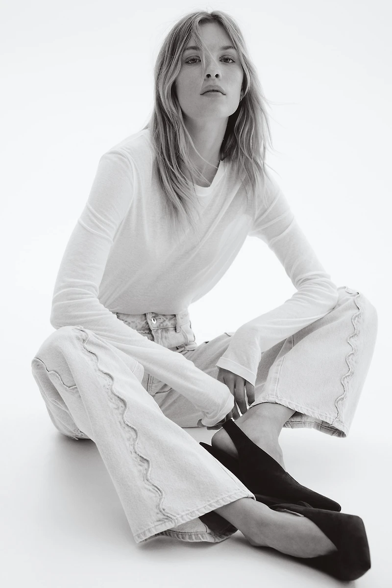 Flared Regular Waist Jeans