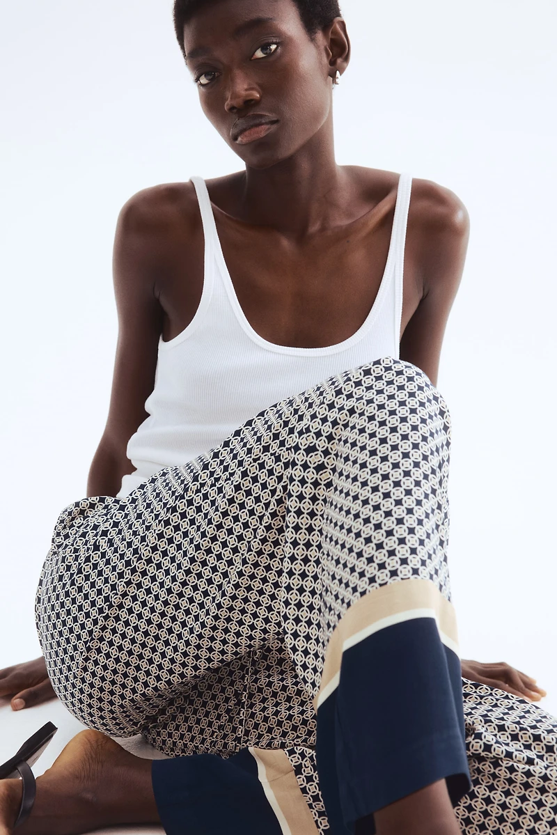 Wide-cut Pull-on Pants