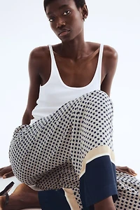 Wide-cut Pull-on Pants