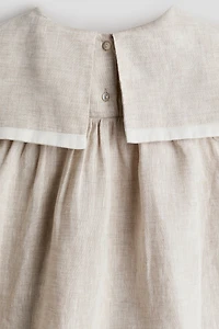 Robe en lin avec col marin
