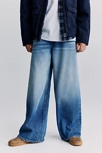 Loose-Fit Wide-Leg Jeans