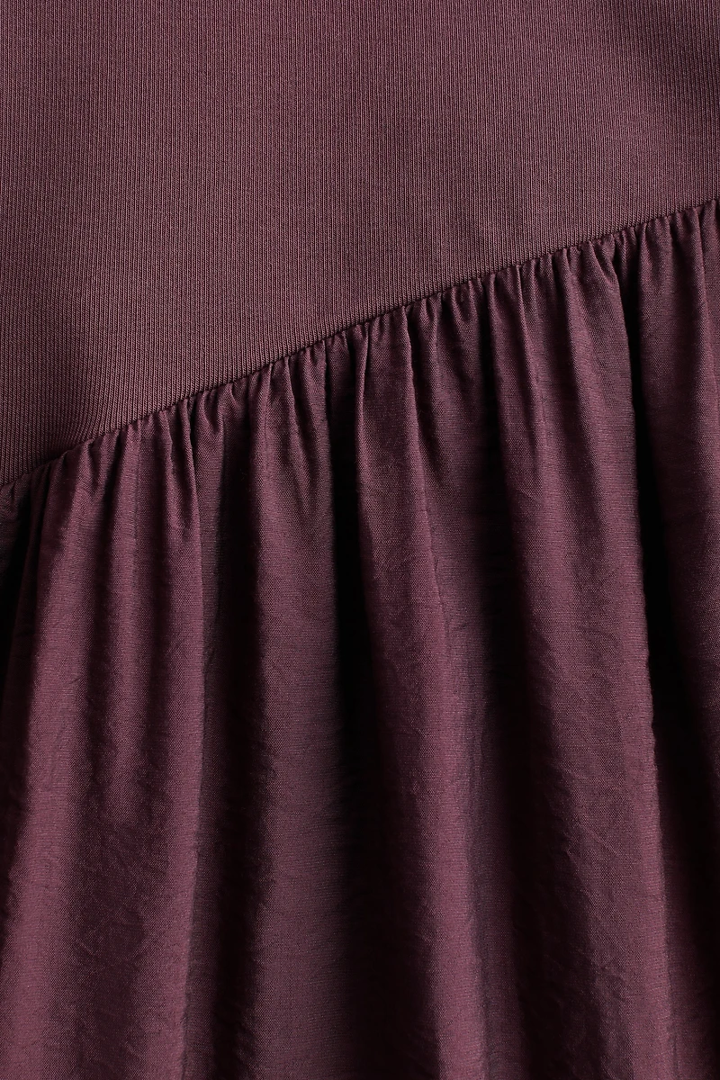 Robe asymétrique bi-matière