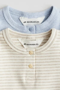 Lot de 2 T-shirts en coton avec encolure boutonnée