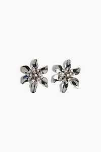 Flower-shaped earrings