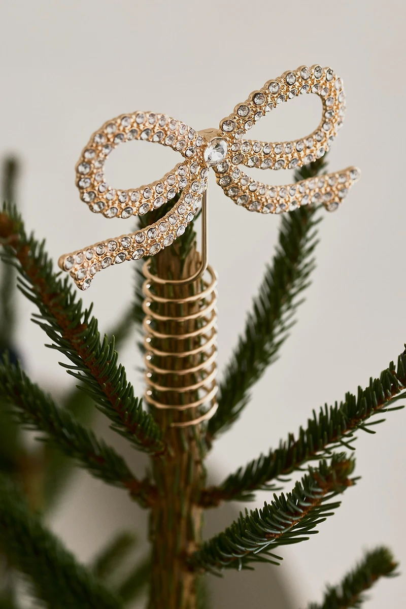 Bow-Shaped Tree Topper