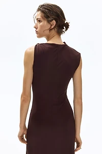 Robe en jersey avec détail drapé