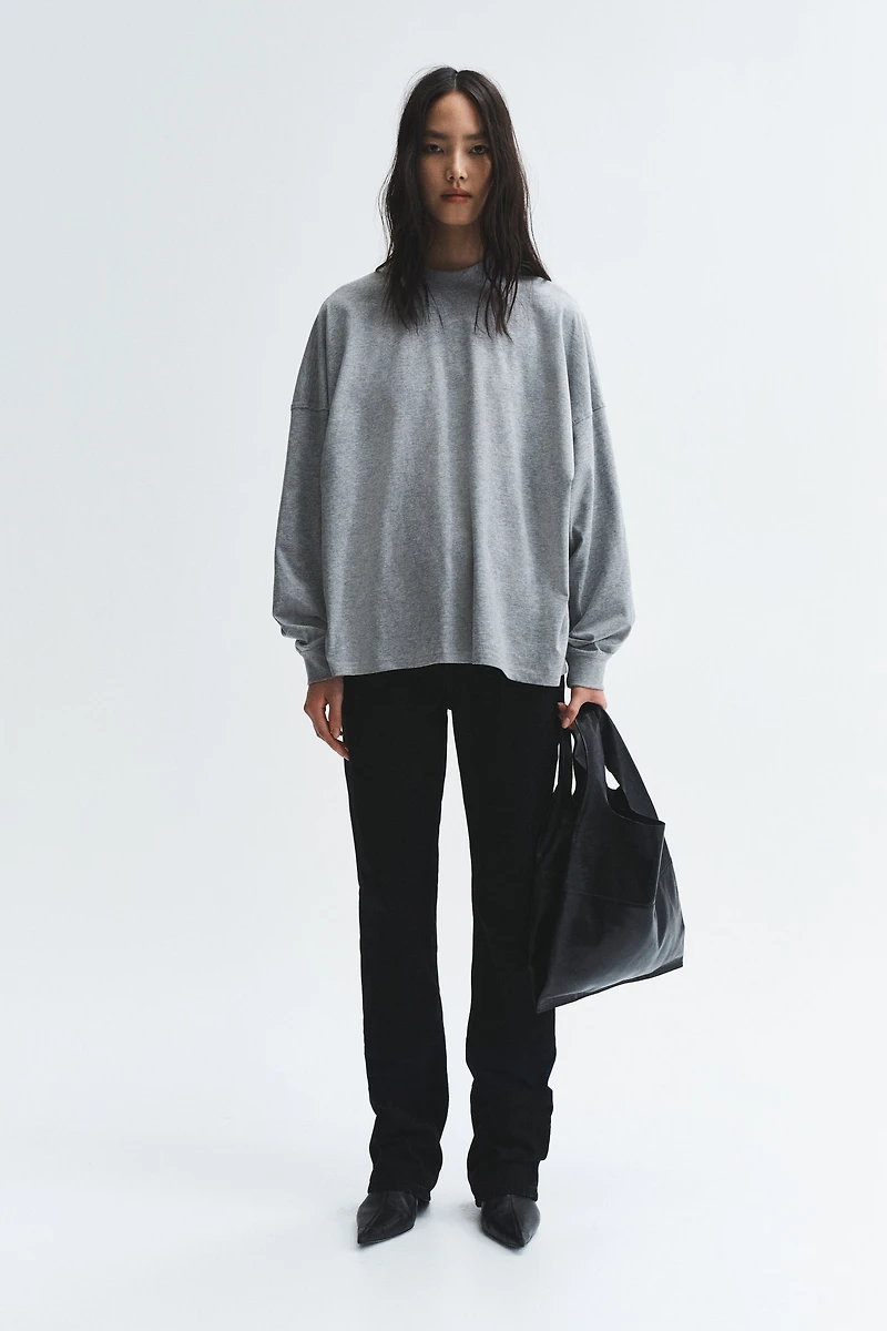 Haut à encolure ras-du-cou