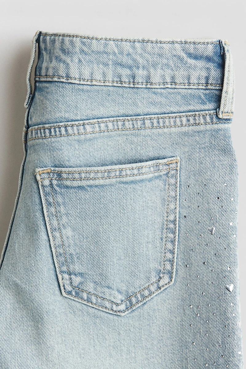 Relaxed Wide Leg Jeans