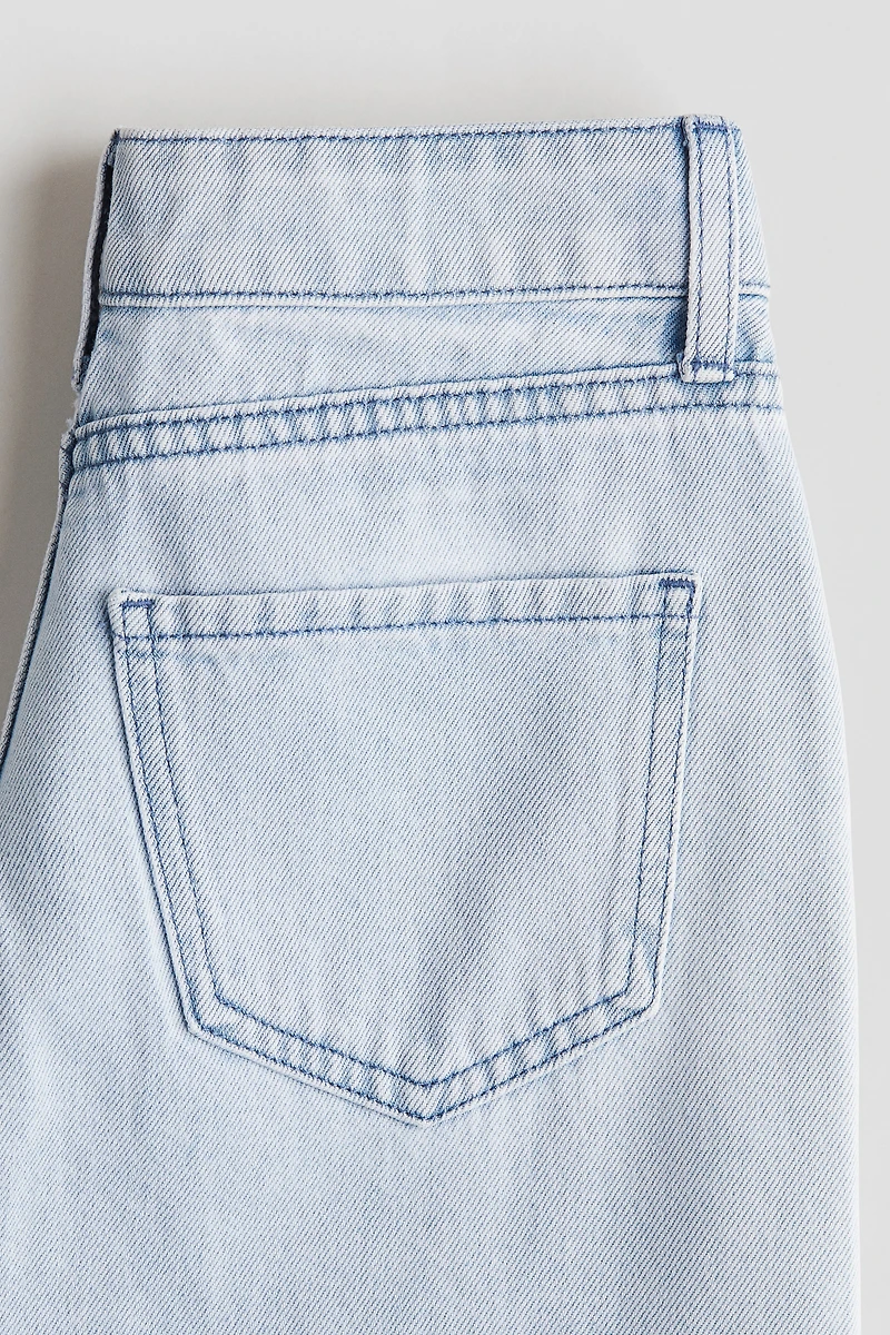 Jean à jambes larges