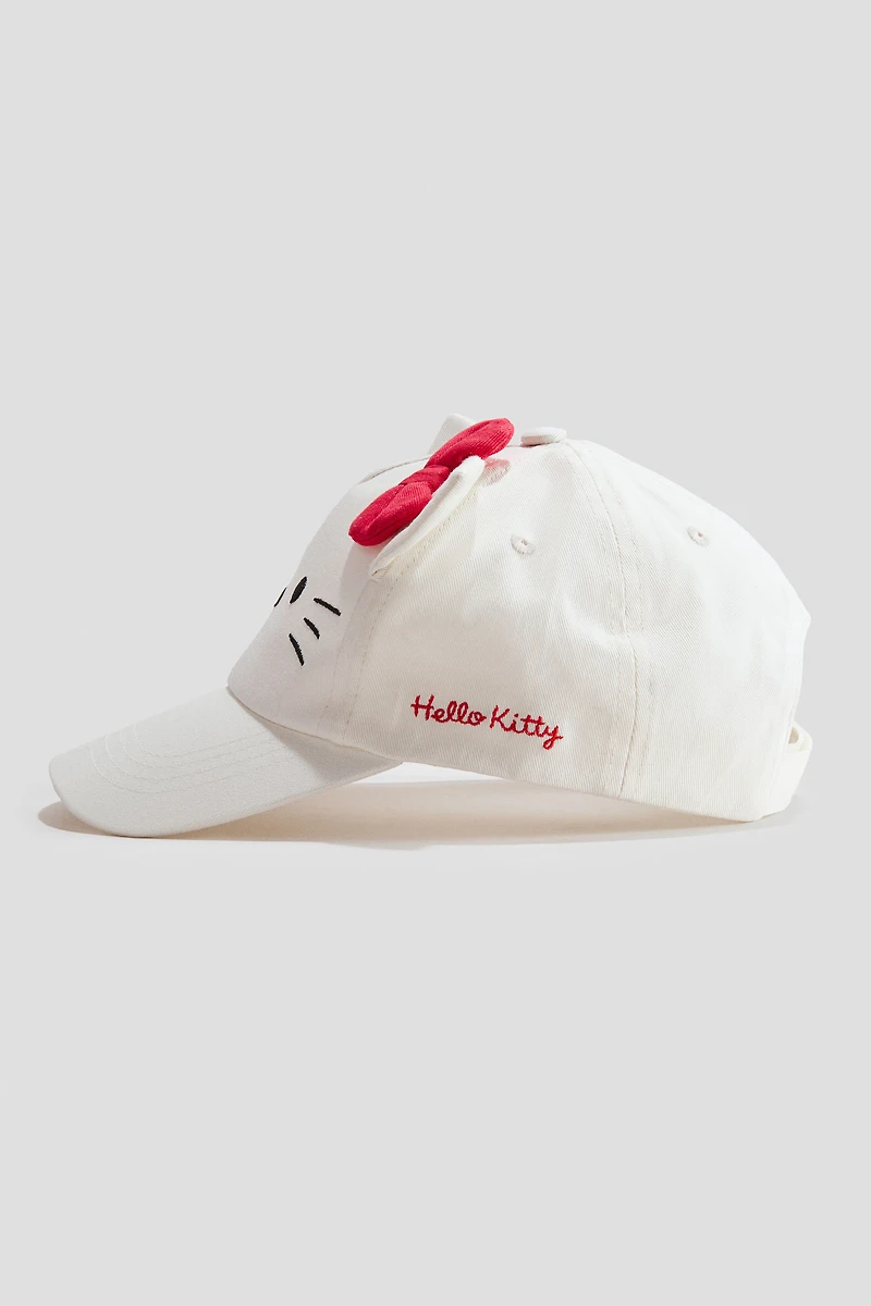 Appliquéd Cap