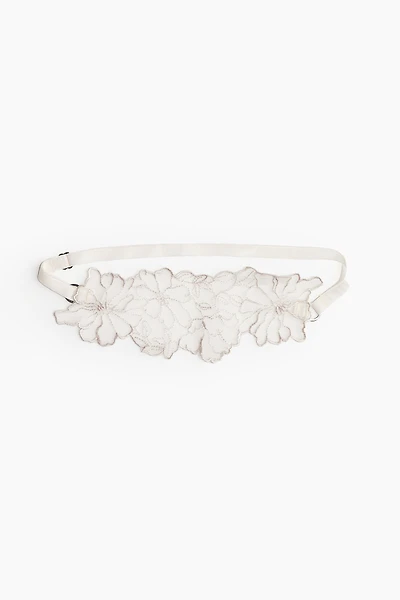 Embroidered Garter