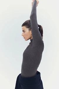 Long-Sleeved Sports Top with DryMove™