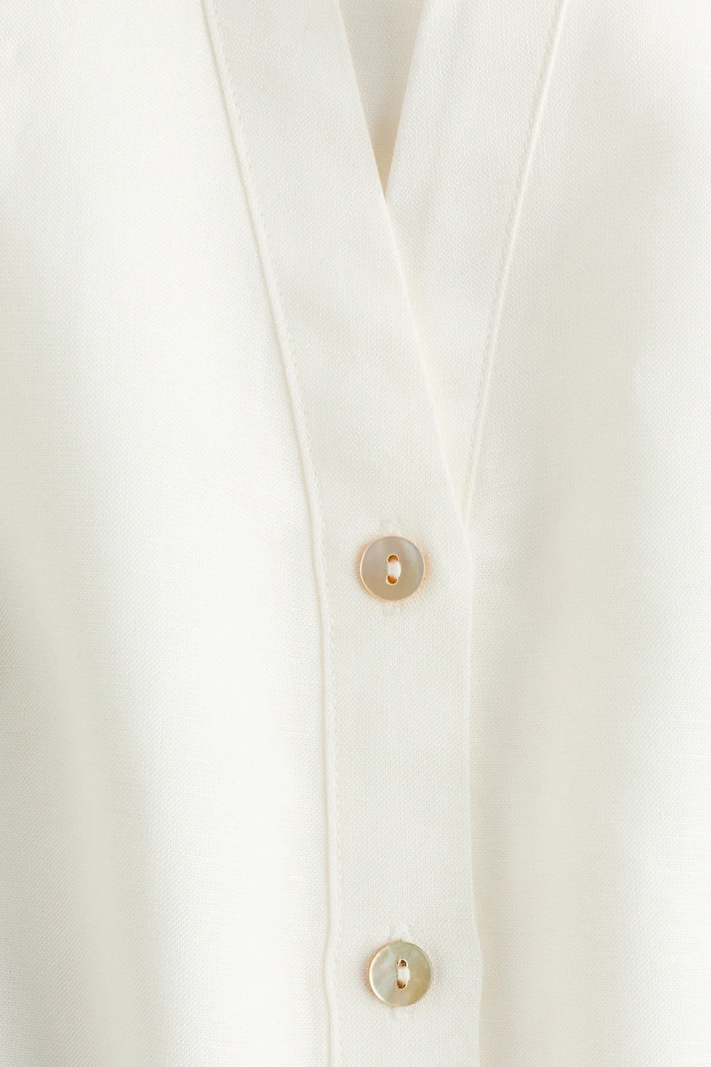 Sleeveless Linen-Blend Shirt