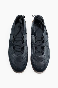Ballerines à lacets en satin