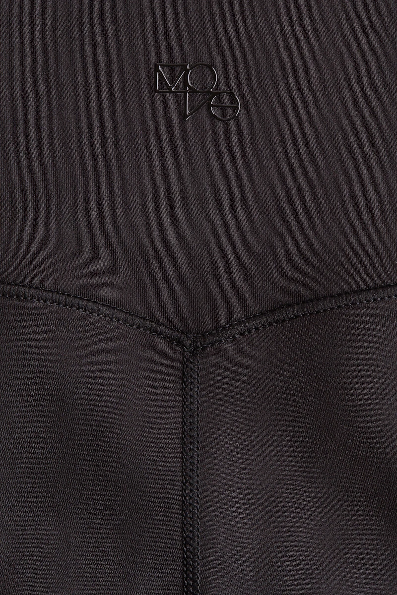 Sports Hot Pants with DryMove™