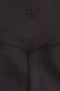 Sports Hot Pants with DryMove™