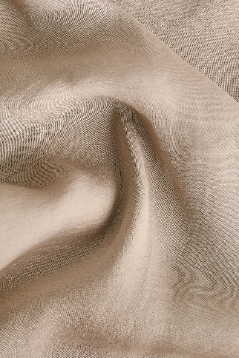 Wide-Leg Drawstring Pants