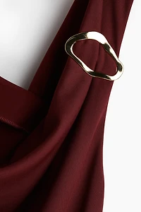 Robe à effet drapé