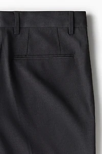 Pantalon d'habit près du corps