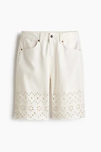 Bermuda avec broderie anglaise