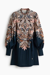 Robe avec ceinture à nouer