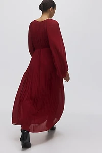 Long Plissé Dress