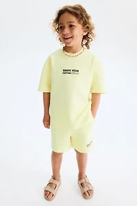 Ensemble 2 pièces T-shirt et short en molleton